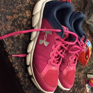 Under Armour girls tennis shoes